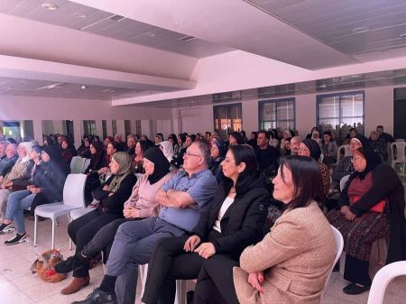 الطيرة تحتفل بيوم المرأة العالمي وتكرم الرعيل الاول من معلمات الطيرة